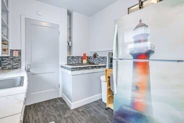 Cozy Wausau Home W/ Fireplace & Hot Tub Access