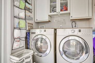 Family Friendly Fort Lauderdale Home Near Beaches!