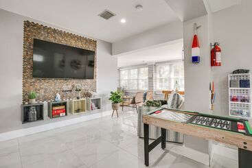 Family Friendly Fort Lauderdale Home Near Beaches!
