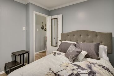 Hampton Vacation Rental: Central Location, Patio