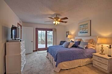 بيت ريفى Lake Lanier Home W/ Dock, Boat Parking, & Grill!