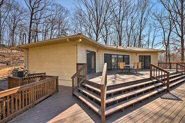 Lake Lanier Home W/ Dock, Boat Parking, & Grill!