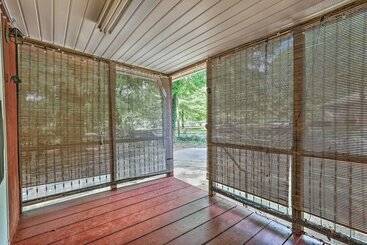Decatur Home W/ Yard ~ 9 Mi To Downtown Atlanta!