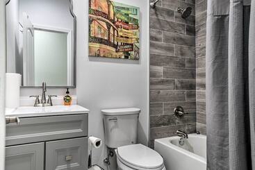 6 Mi To French Quarter: Modern New Orleans Gem