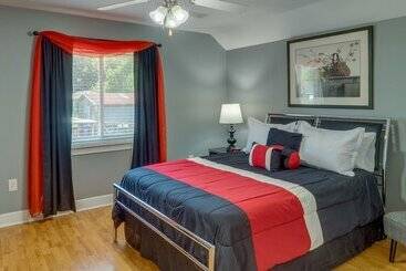 Natchez Vacation Rental, Close To Historic Parks!