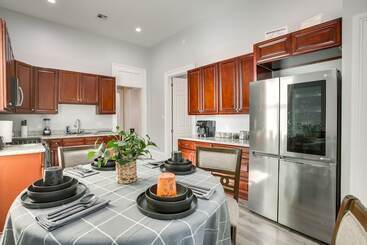2 Mi To French Quarter: Walkable Nola Home