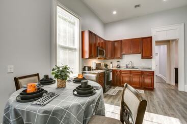 2 Mi To French Quarter: Walkable Nola Home