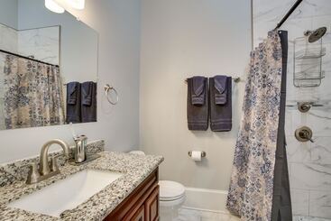 2 Mi To French Quarter: Walkable Nola Home