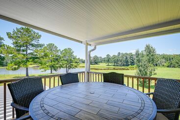 별장 Peaceful Warm Springs Home W/ Pool Access!