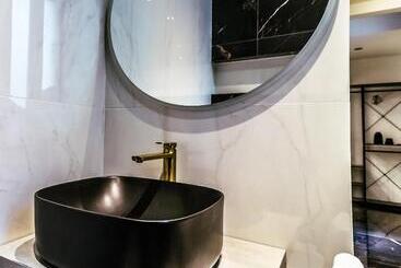 پانسیون Marmur Luxury Room