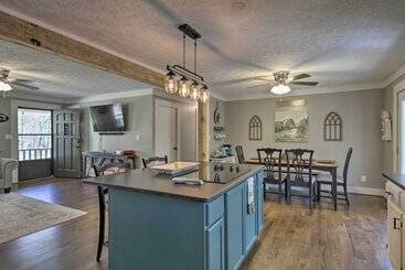 2 Mi To Lake: Blue Ridge  Yellowbird Cottage