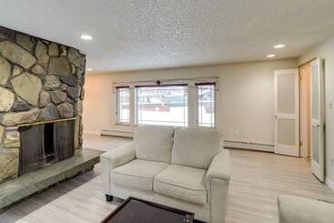 Spacious Fairbanks Home W/ Fireplaces!