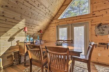 کلبه Sparta Lake Home W/ Deck & Boating Access!