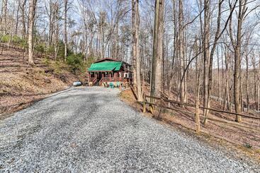 별장 Stunning Ellijay Cabin W/ Community Amenities