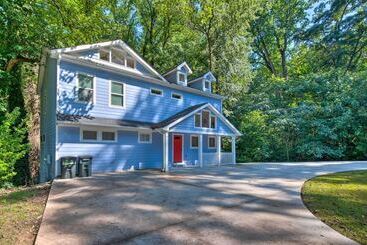 Stylish College Park Home W/ Private Garden!