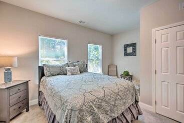 Stylish College Park Home W/ Private Garden!