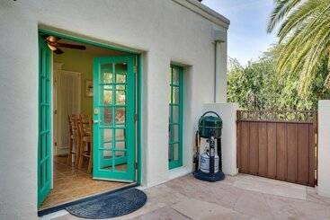 Tucson Cottage W/ Patio < 2 Mi From Downtown & Ua!