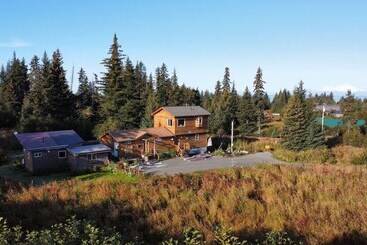 Blue Spruce Apartment