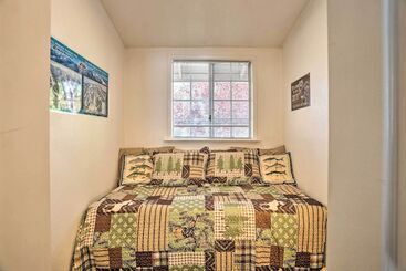 Near Skiing:  The Knotty Pine Cottage  In Big Bear