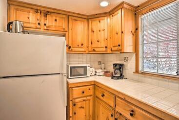 Near Skiing:  The Knotty Pine Cottage  In Big Bear