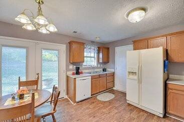 Georgetown Home ~ 6 Mi To Kentucky Horse Park!