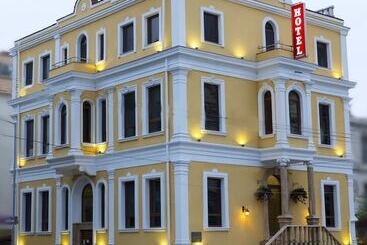 Family Hotel Bulair