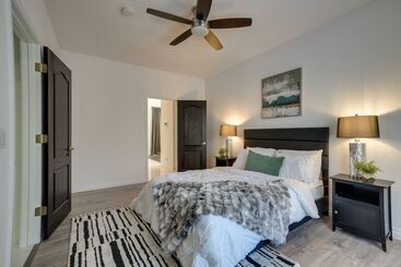 بيت ريفى Luxury Goodyear Home W/ Private Pool + Pickleball!