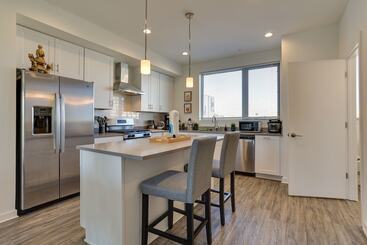 4 Mi To Center City: Philly Home W/ Rooftop Deck