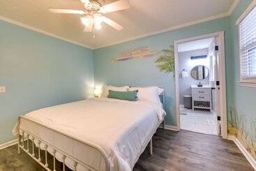 Newly Remodeled Home In North Myrtle Beach!