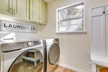 Norman Home W/ Fenced Yard & Grill: 1 Mi To Ou!