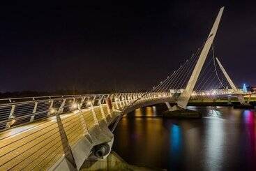 اقامتگاه Annie S House A Modern 1 Bed House In Derry City