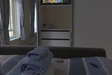 اقامتگاه Annie S House A Modern 1 Bed House In Derry City