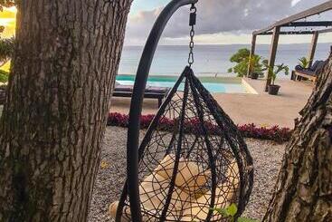 استراحتگاه South Pacific Memories