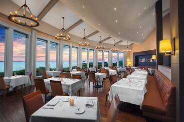 Sanderling Resort Residences