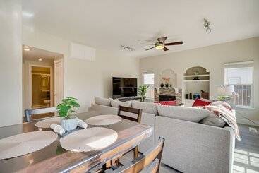 کلبه Spacious Family Retreat   4 Mi To Downtown!