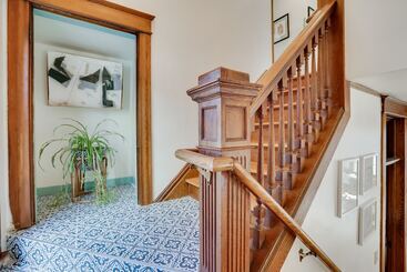 Spacious Minneapolis Home 2 Mi To Downtown!