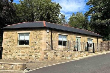 Stunning 3 Bed Cottage, 15mins From Newcastle