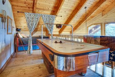 بيت ريفى Tree Lined Mccall Cabin: Walk To Payette River!