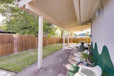Vibrant Home W/ Patio: 5 Mi To Downtown Austin!