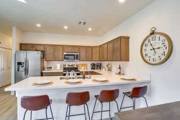 Bullhead City Home: Central A/c + Pool Access