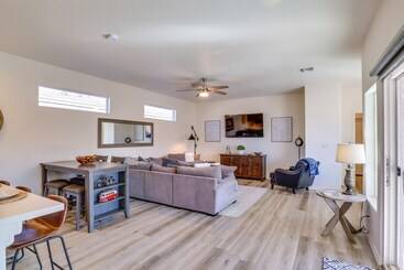 Bullhead City Home: Central A/c + Pool Access