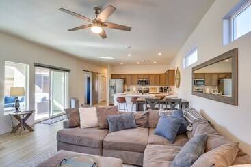 Bullhead City Home: Central A/c + Pool Access