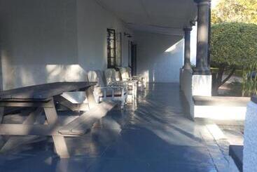 هاستل Choice Backpackers Lodge