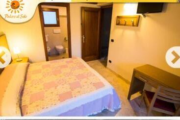 هتل Agriturismo Podere Al Sole