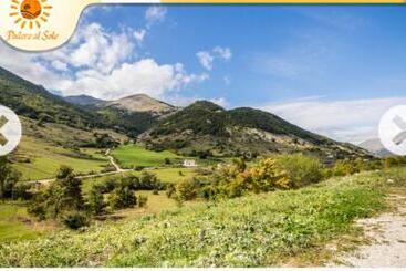 هتل Agriturismo Podere Al Sole