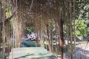 هتل Sainamtok Resort