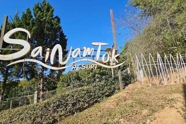 هتل Sainamtok Resort