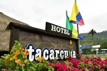 هتل Tacarcuna Lodge