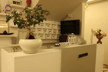 هتل Villa Bianca