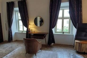 Opera Apartments